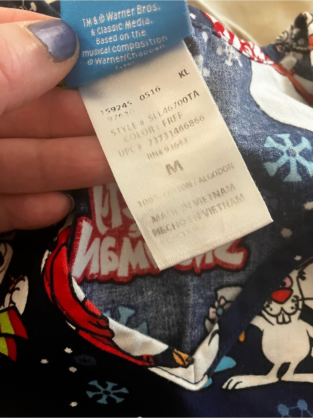 Frosty the Snowman V-Neck Medical Scrub Top Size M Navy Blue Christmas Holiday - Picture 6 of 16